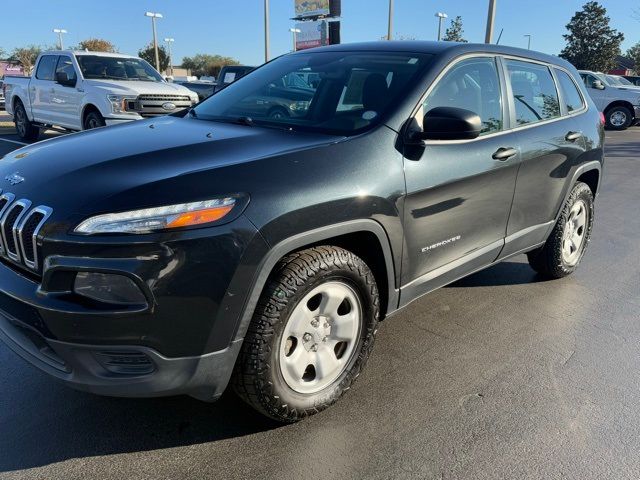 2016 Jeep Cherokee Sport