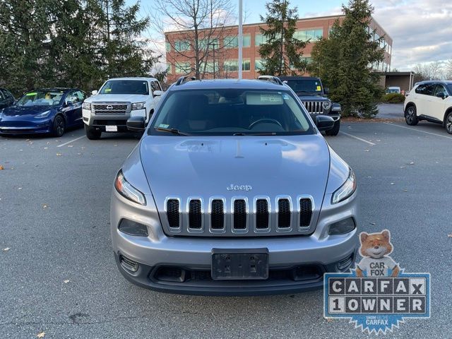 2016 Jeep Cherokee Sport