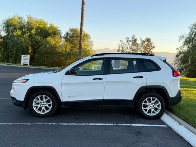 2016 Jeep Cherokee Sport