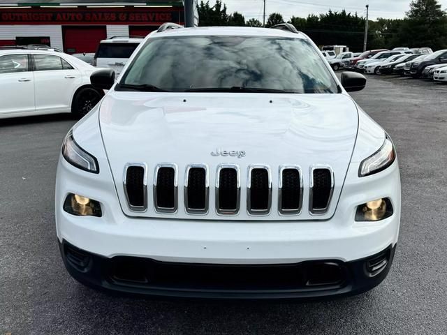 2016 Jeep Cherokee Sport