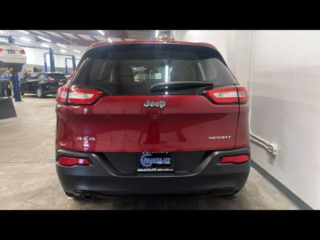 2016 Jeep Cherokee Sport