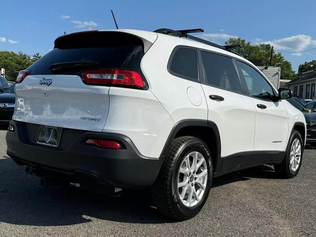 2016 Jeep Cherokee Sport