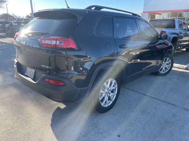 2016 Jeep Cherokee Sport