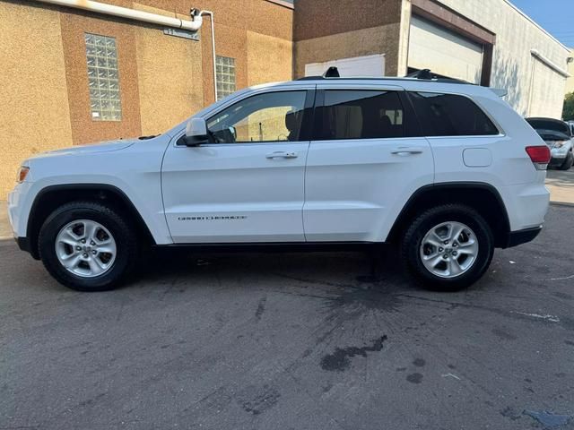 2016 Jeep Grand Cherokee Laredo