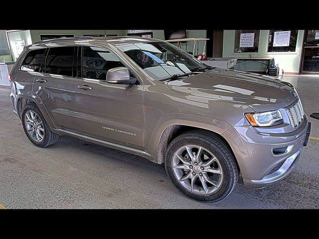 2016 Jeep Grand Cherokee Summit