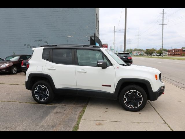 2016 Jeep Renegade Trailhawk