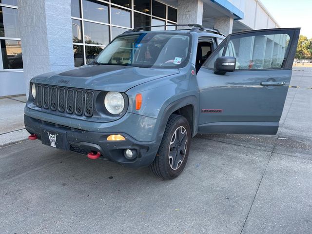 2016 Jeep Renegade Trailhawk