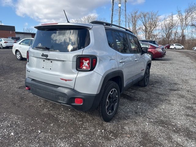 2016 Jeep Renegade Trailhawk