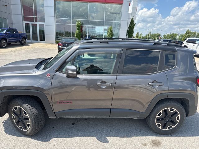 2016 Jeep Renegade Trailhawk