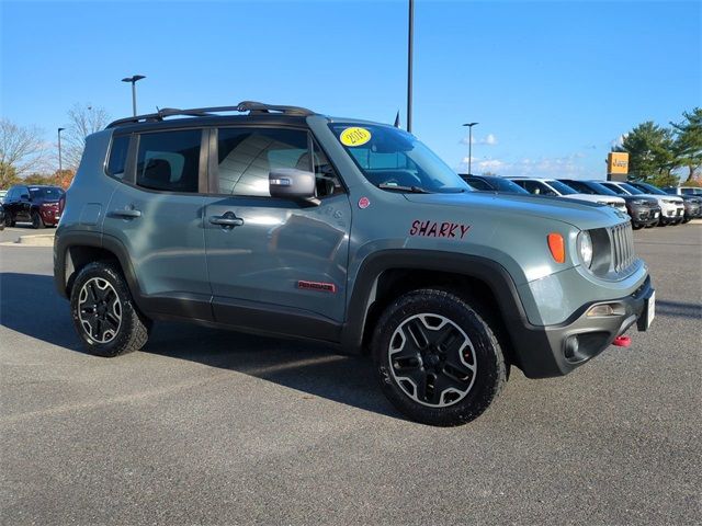 2016 Jeep Renegade Trailhawk