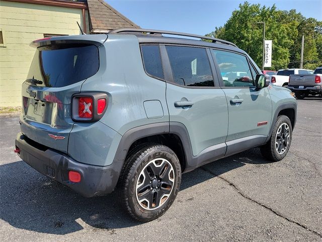 2016 Jeep Renegade Trailhawk