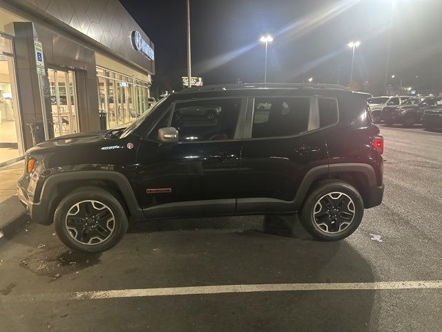 2016 Jeep Renegade Trailhawk