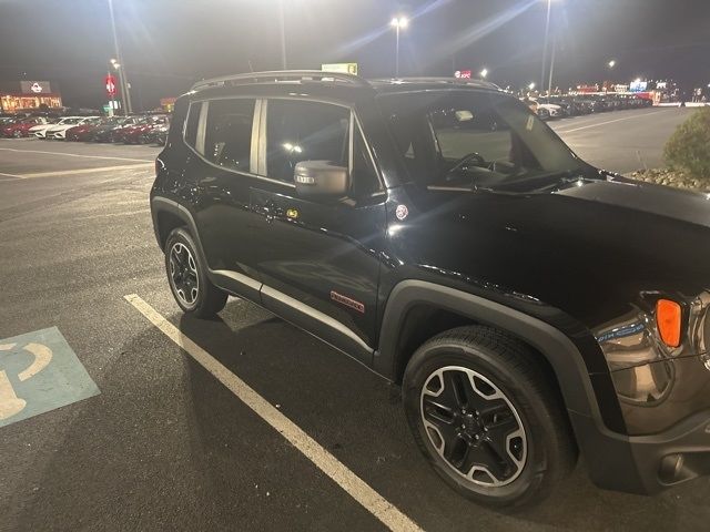 2016 Jeep Renegade Trailhawk