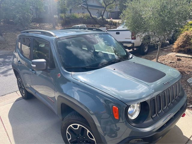 2016 Jeep Renegade Trailhawk