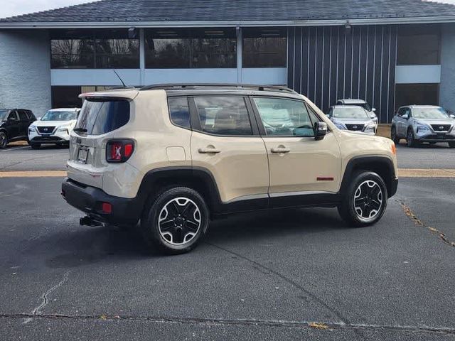 2016 Jeep Renegade Trailhawk