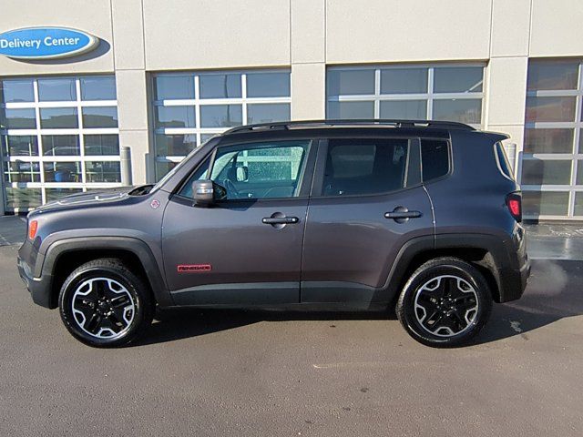 2016 Jeep Renegade Trailhawk