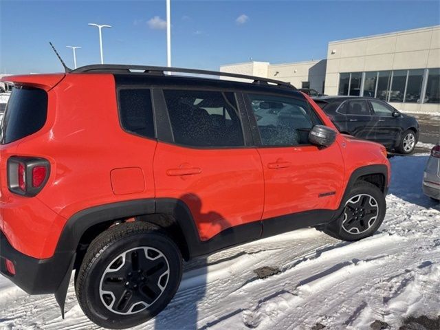 2016 Jeep Renegade Trailhawk