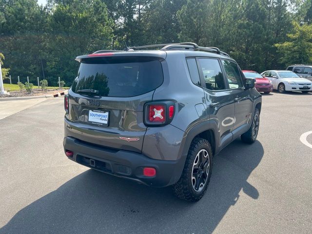 2016 Jeep Renegade Trailhawk