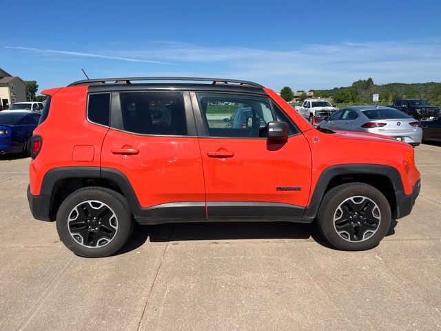 2016 Jeep Renegade Trailhawk