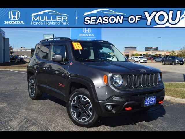 2016 Jeep Renegade Trailhawk