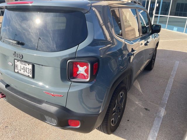 2016 Jeep Renegade Trailhawk