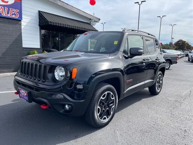 2016 Jeep Renegade Trailhawk