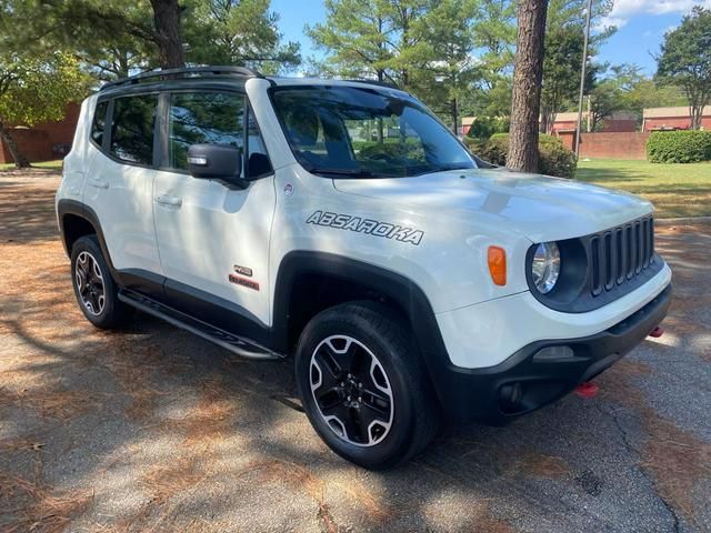 2016 Jeep Renegade Trailhawk