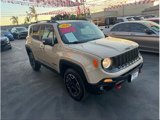 2016 Jeep Renegade Trailhawk