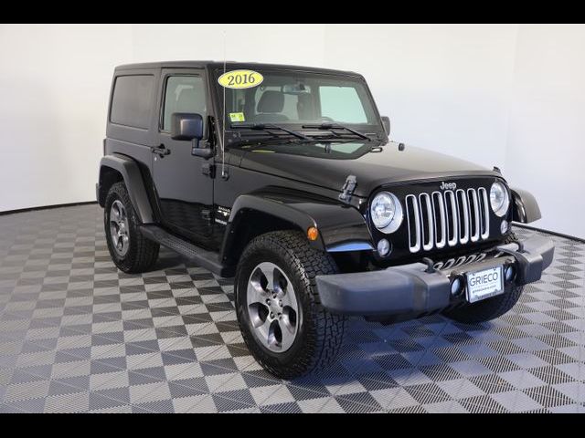 2016 Jeep Wrangler Sahara