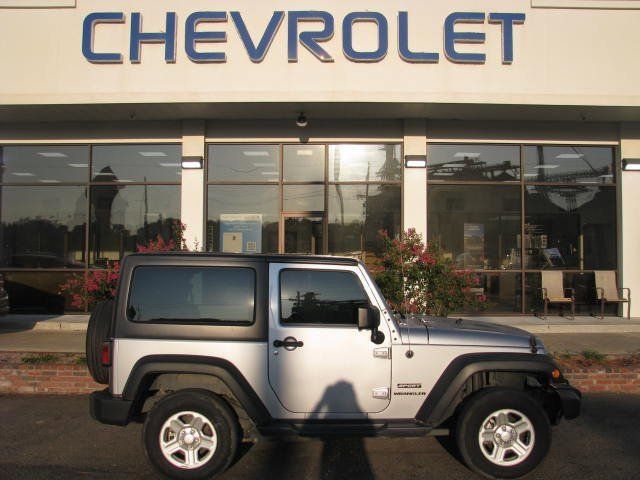 2016 Jeep Wrangler Sport