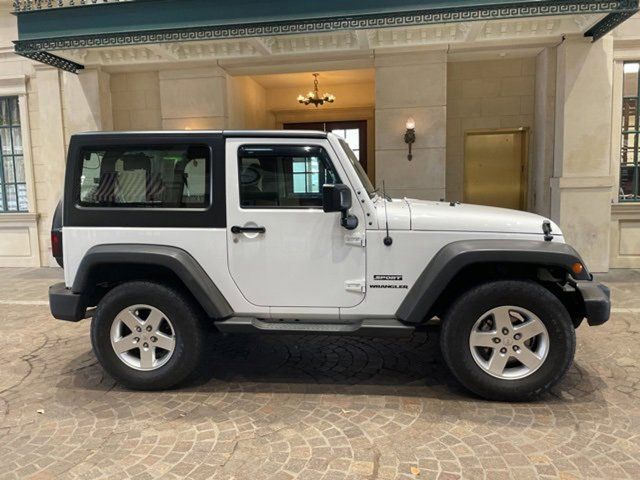 2016 Jeep Wrangler Sport