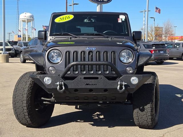 2016 Jeep Wrangler Sport