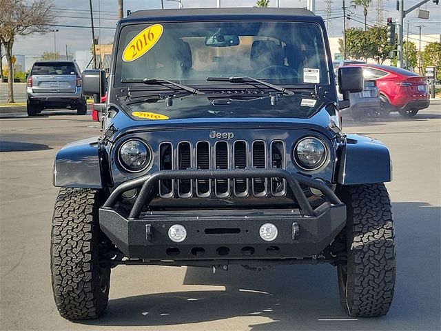 2016 Jeep Wrangler Unlimited Sahara