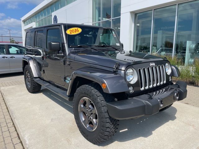 2016 Jeep Wrangler Unlimited Sahara