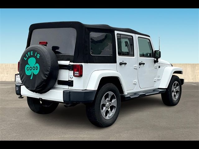 2016 Jeep Wrangler Unlimited Sahara