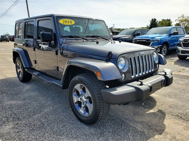 2016 Jeep Wrangler Unlimited Sahara