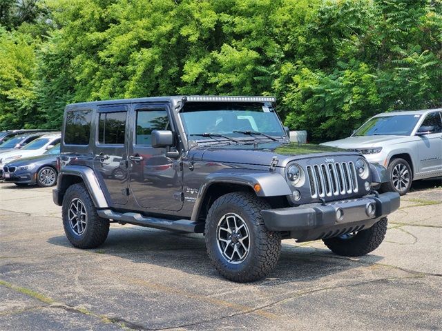 2016 Jeep Wrangler Unlimited Sahara