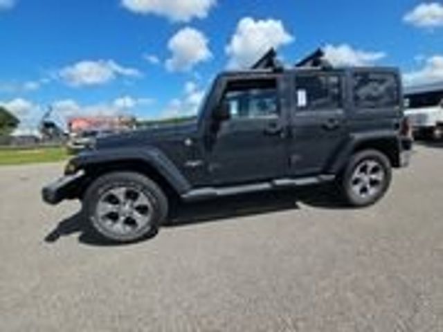 2016 Jeep Wrangler Unlimited Sahara