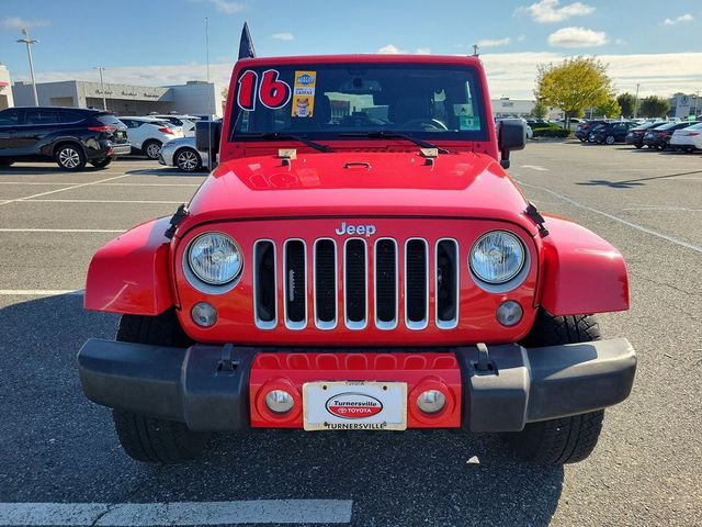 2016 Jeep Wrangler Unlimited Sahara