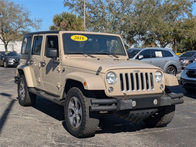 2016 Jeep Wrangler Unlimited Sahara