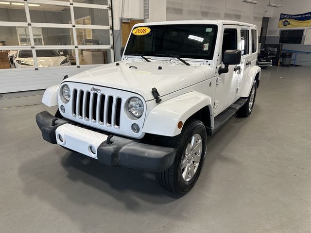 2016 Jeep Wrangler Unlimited Sahara