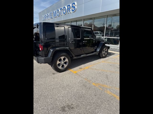 2016 Jeep Wrangler Unlimited Sahara