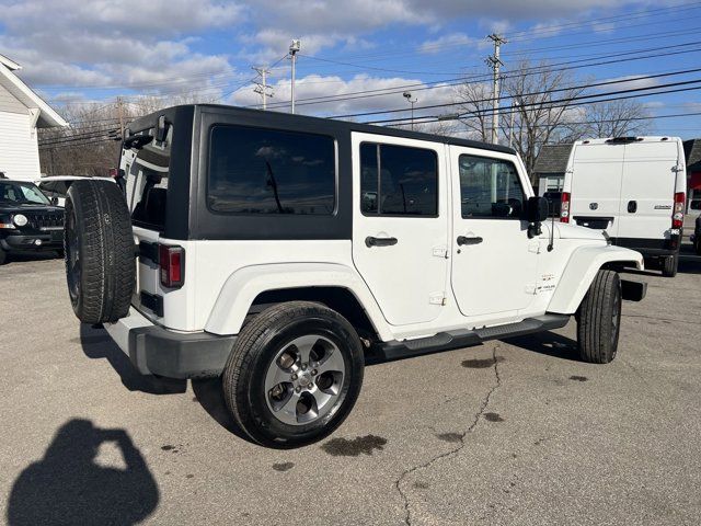 2016 Jeep Wrangler Unlimited Sahara