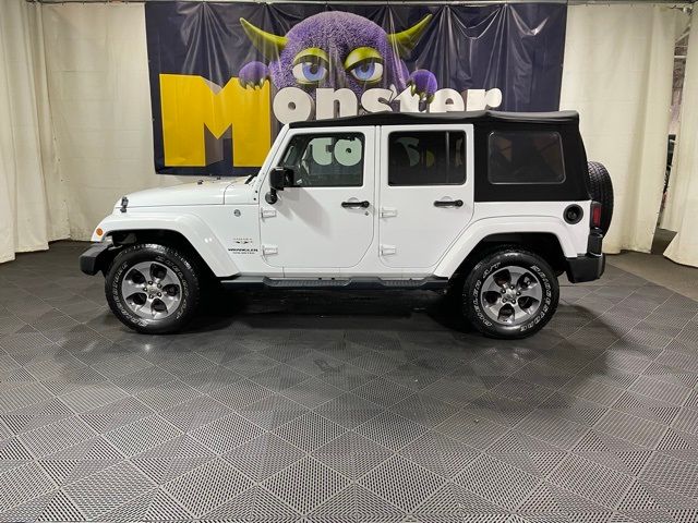 2016 Jeep Wrangler Unlimited Sahara