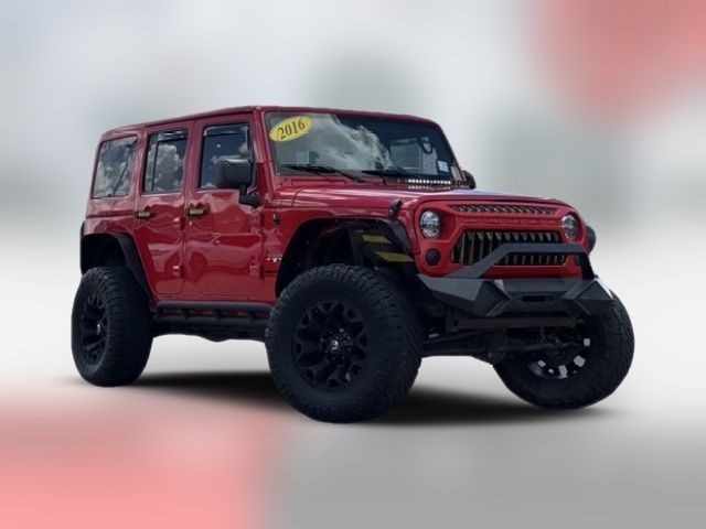 2016 Jeep Wrangler Unlimited Sahara