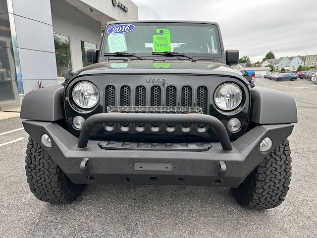 2016 Jeep Wrangler Sport