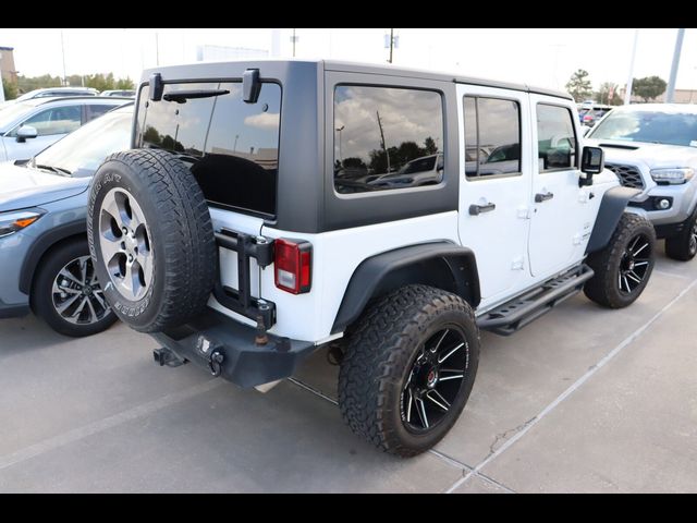 2016 Jeep Wrangler Unlimited Sahara