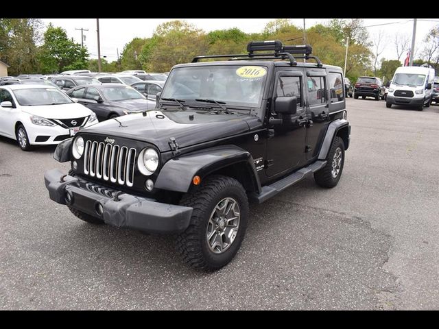 2016 Jeep Wrangler Unlimited Sahara