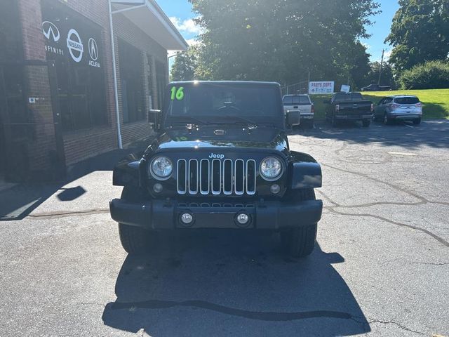 2016 Jeep Wrangler Unlimited Sahara