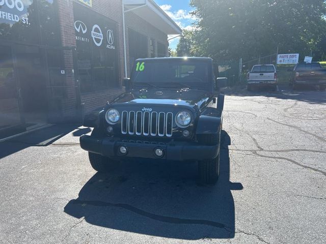 2016 Jeep Wrangler Unlimited Sahara